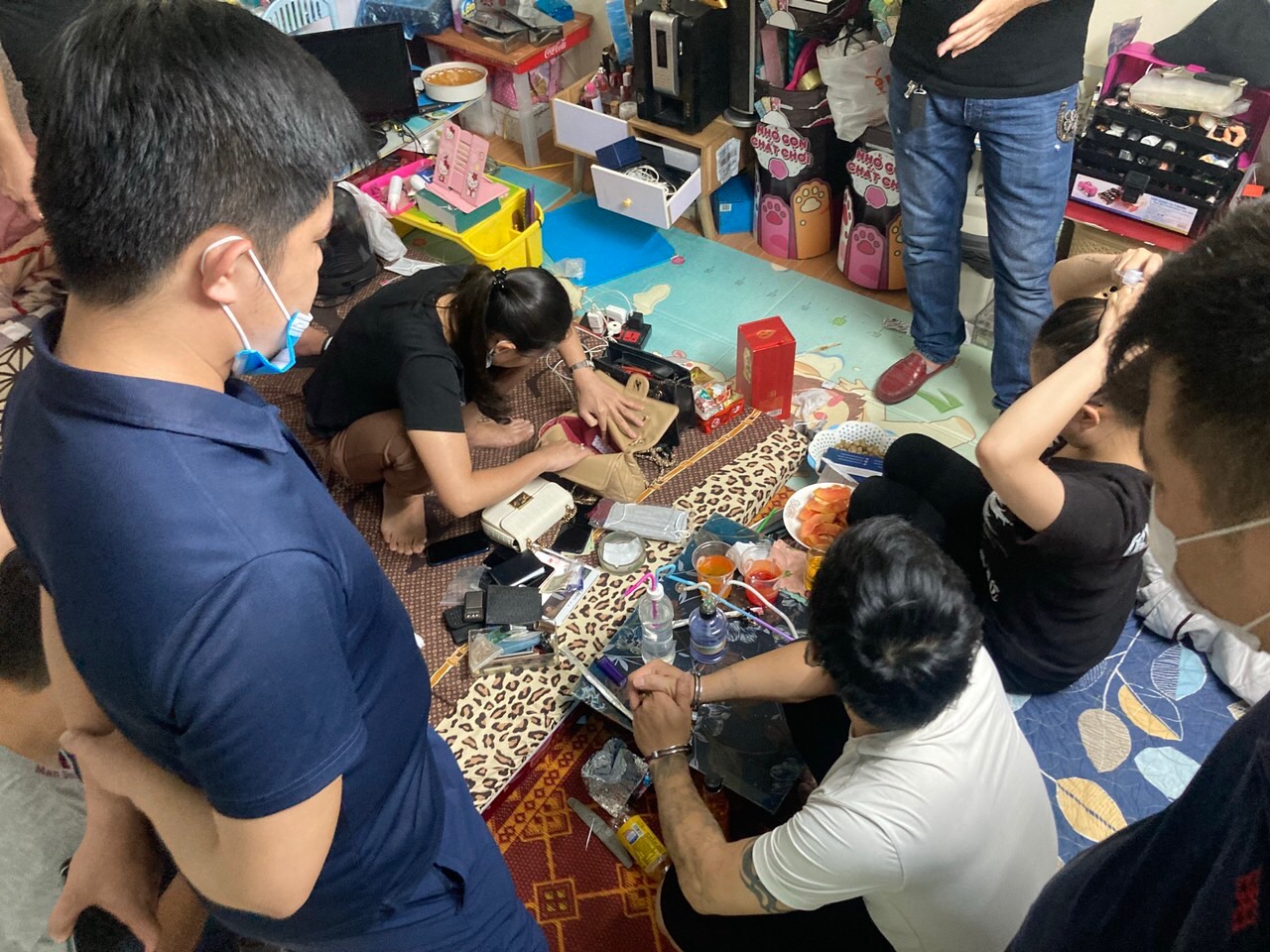 Công an quận Ngô Quyền: Bắt giữ 6 đối tượng mua ma túy trái phép chất ma túy